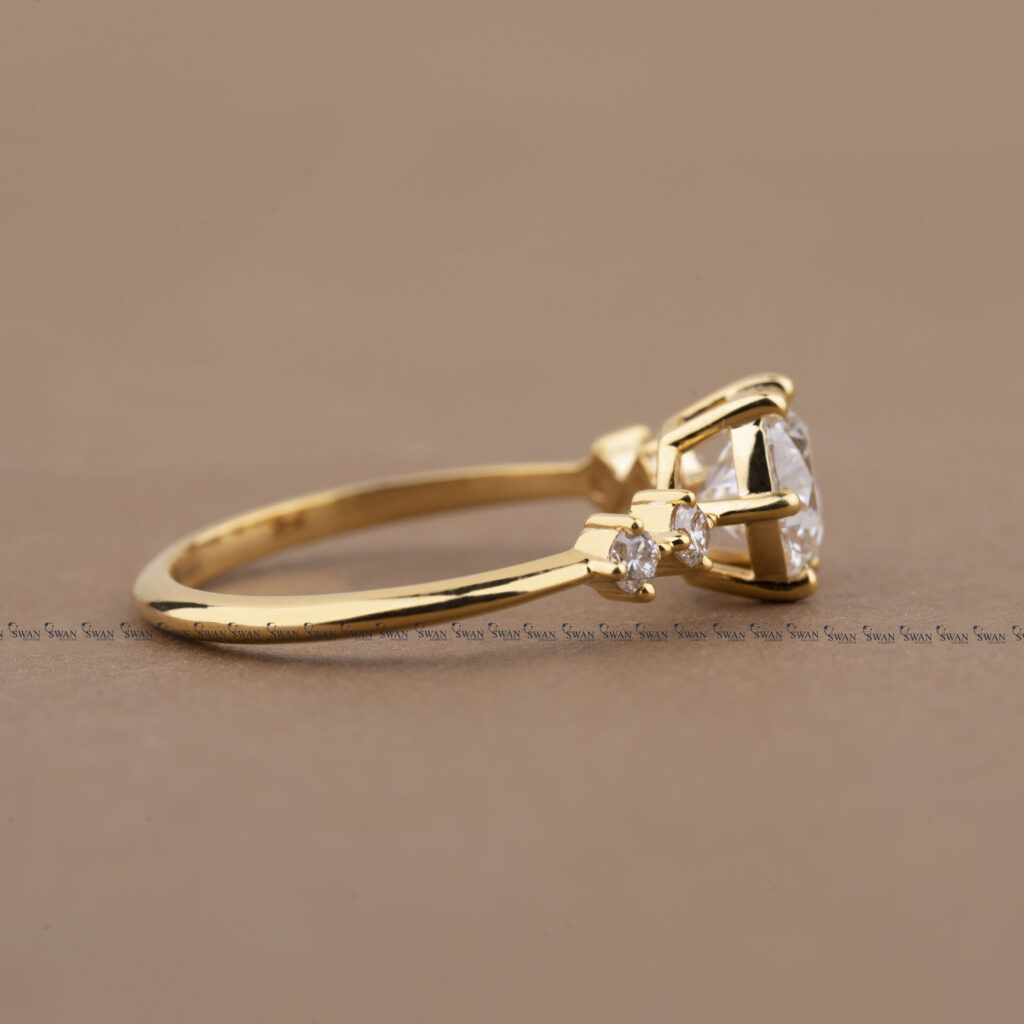 1 Carat IGI Certified Round Lab Grown Diamond Engagement Ring